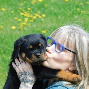 Meet your Posher, Jenny